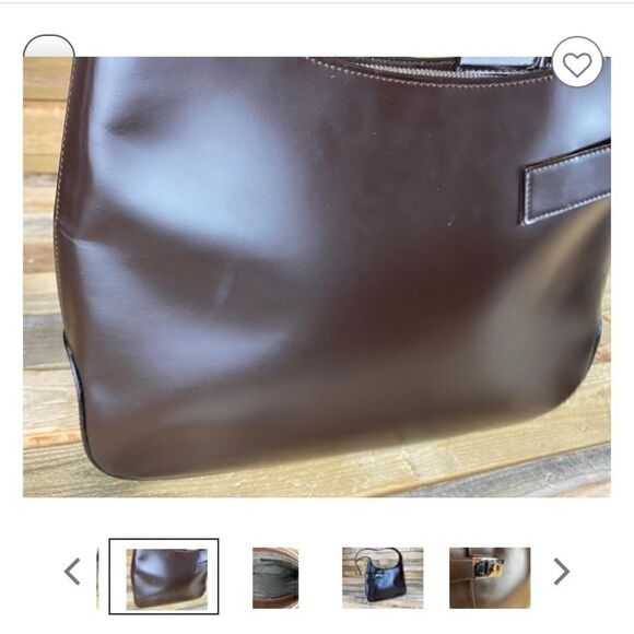 Ferragamo Gancini Leather Shoulder Bag - Picture 9 of 10